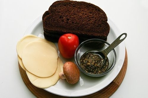 Итальянский бутерброд – гриль с сыром