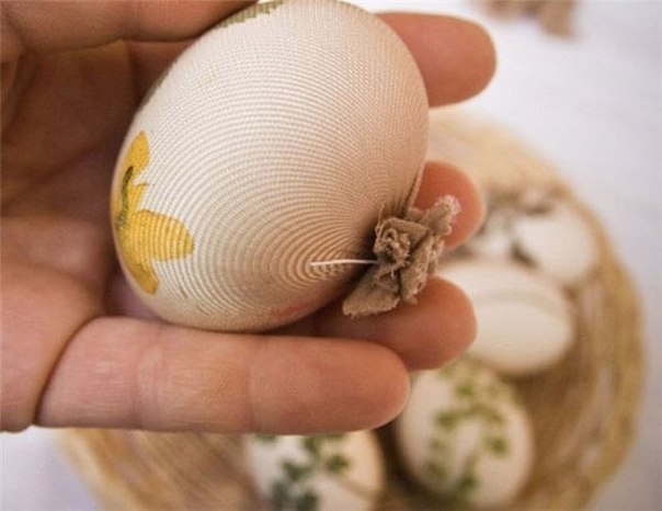 Как красиво раскрасить яйца к пасхе