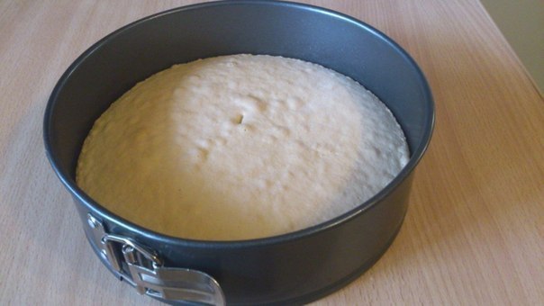 Вишневый торт с кремом из сыра маскапоне.