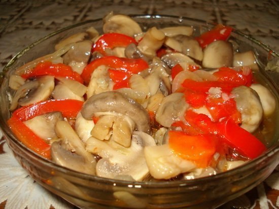 Салат с грибами по-корейски