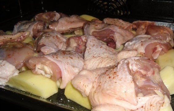 Куриные бедрышки в духовке
