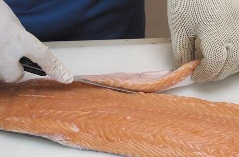 Мастер-класс : Как разделать лосося и отделить филе от кости